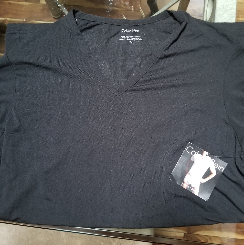 Calvin Klein tshirt